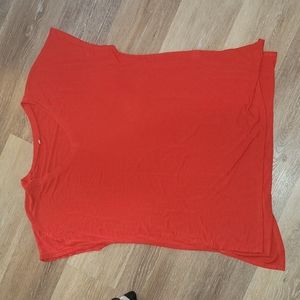 Amazon essentials v neck tee